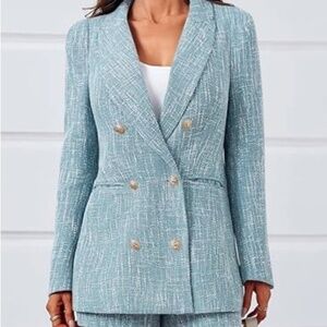 CICY BELLl Tweed Powder Blue Short Suit SIZE: L